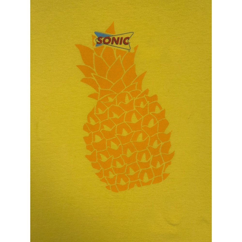 Sonic Drive-In Flavors Graphic Tee Yellow Pineapple XL Y2K Employee Beefy-T - Picture 6 of 8